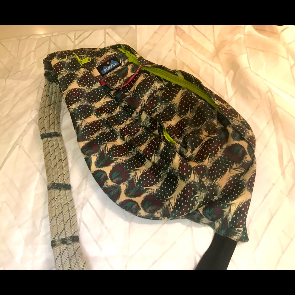 Kavu one shoulder bag